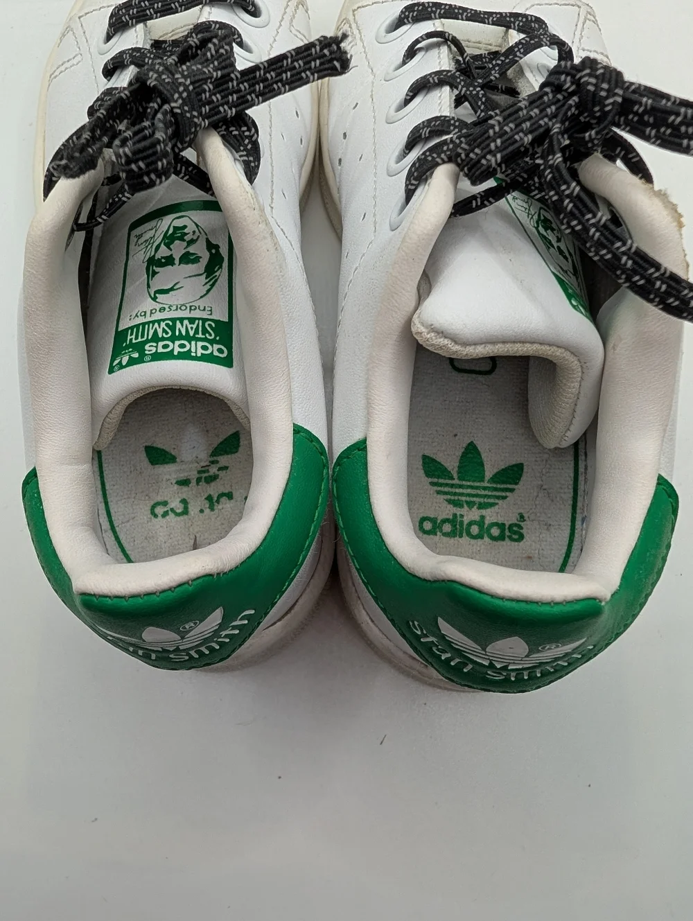 Kids Adidas Stan Smith Sneakers. Size 11 youth/toddler